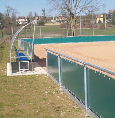 Recinzione area di gioco presso il nuovo sferisterio di Cerro Tanaro AT.